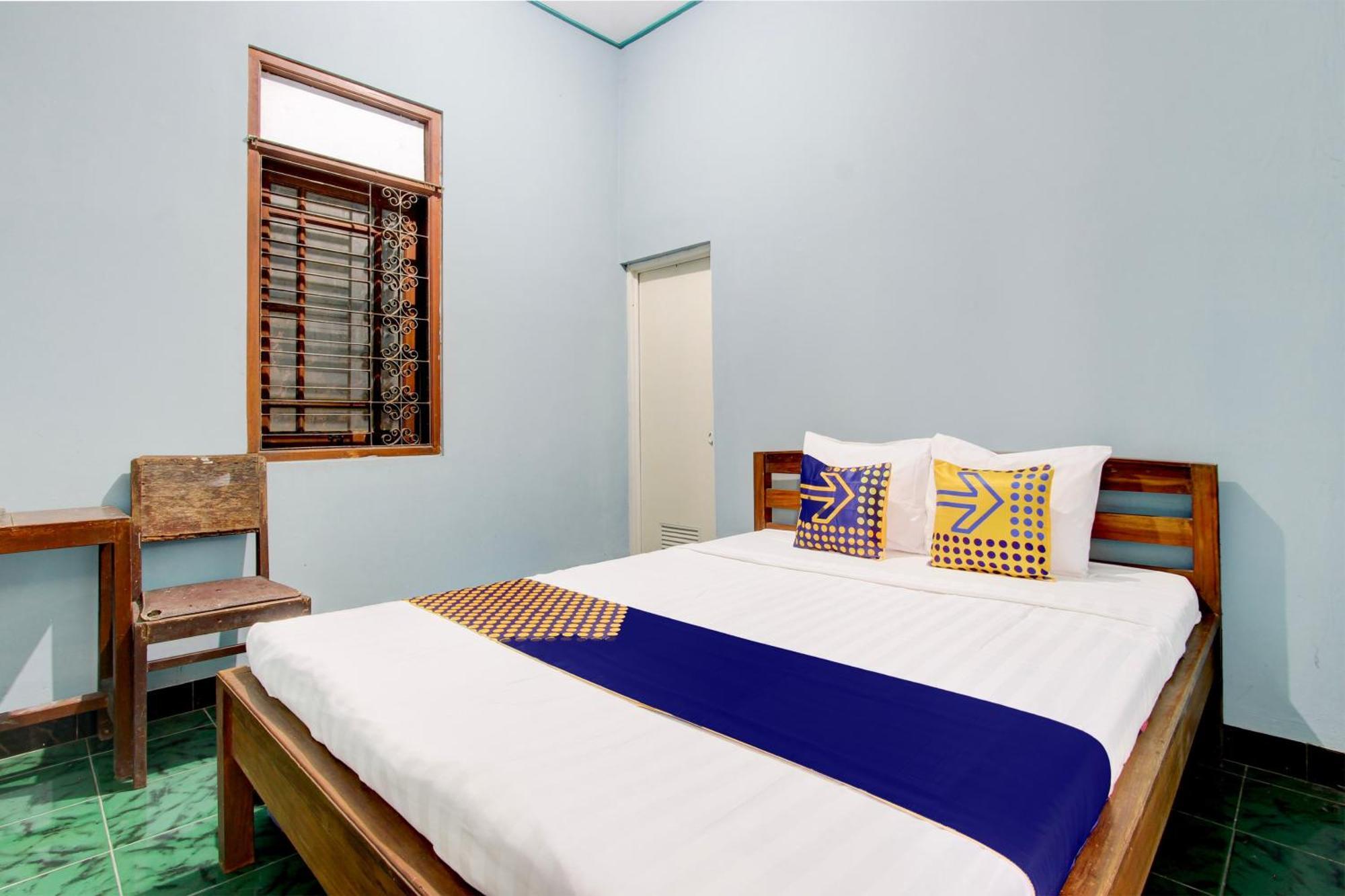 Spot On 94085 Hotel Agung Purwokerto Exterior photo