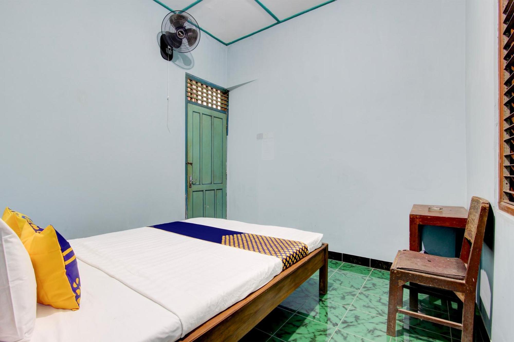 Spot On 94085 Hotel Agung Purwokerto Exterior photo
