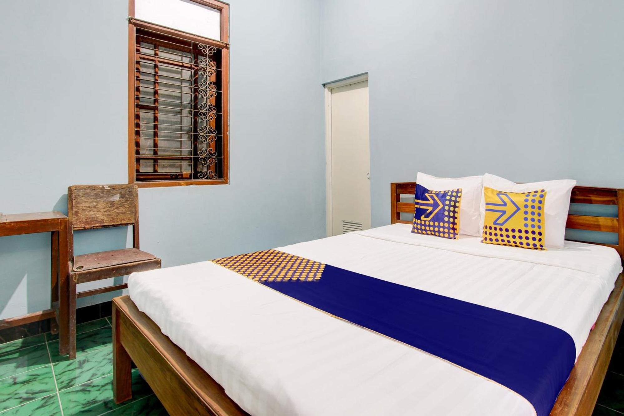 Spot On 94085 Hotel Agung Purwokerto Exterior photo
